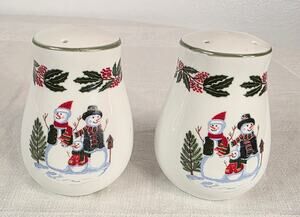 GEI Snowman Family Holly Berry Salt & Pepper Shaker Set Ceramic Christmas Table